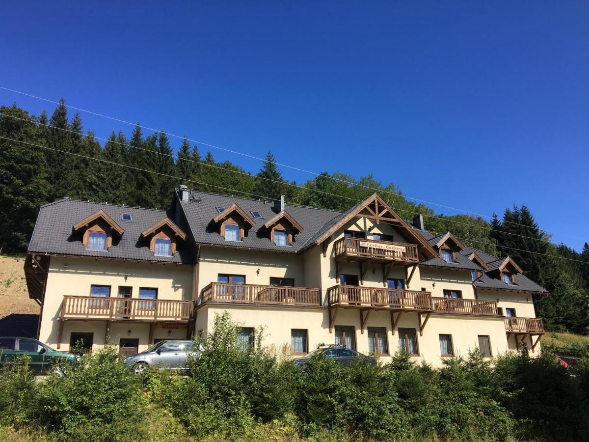 Zlote Gory - Czarna Gora Bed & Breakfast Sienna  Dış mekan fotoğraf