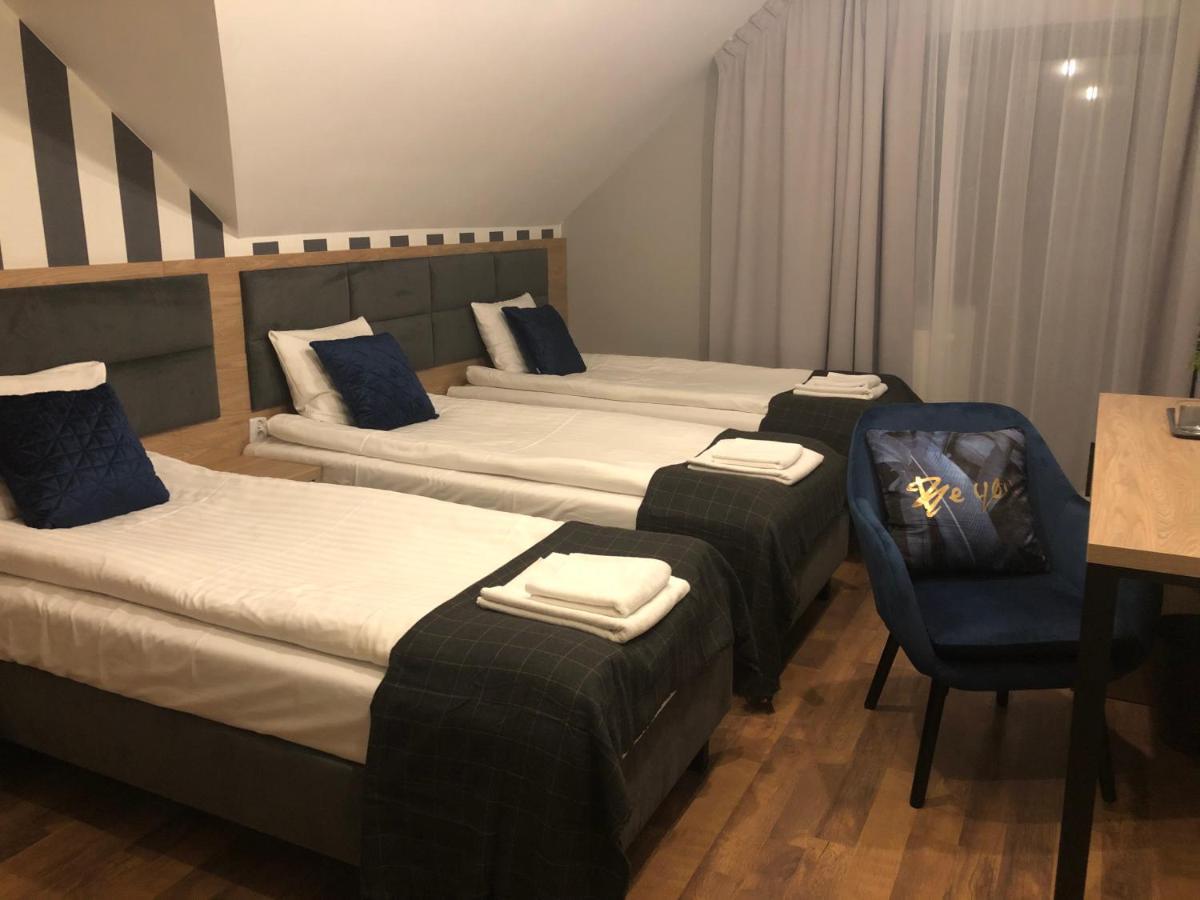 Zlote Gory - Czarna Gora Bed & Breakfast Sienna  Dış mekan fotoğraf