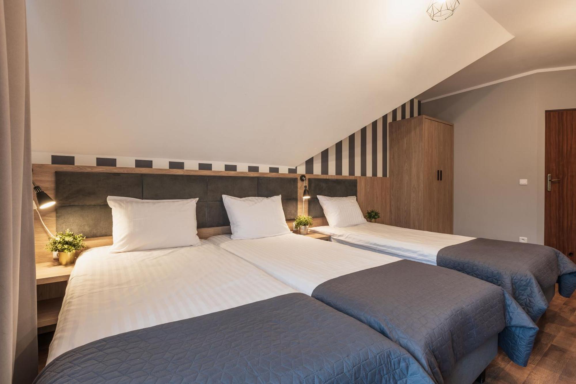 Zlote Gory - Czarna Gora Bed & Breakfast Sienna  Dış mekan fotoğraf