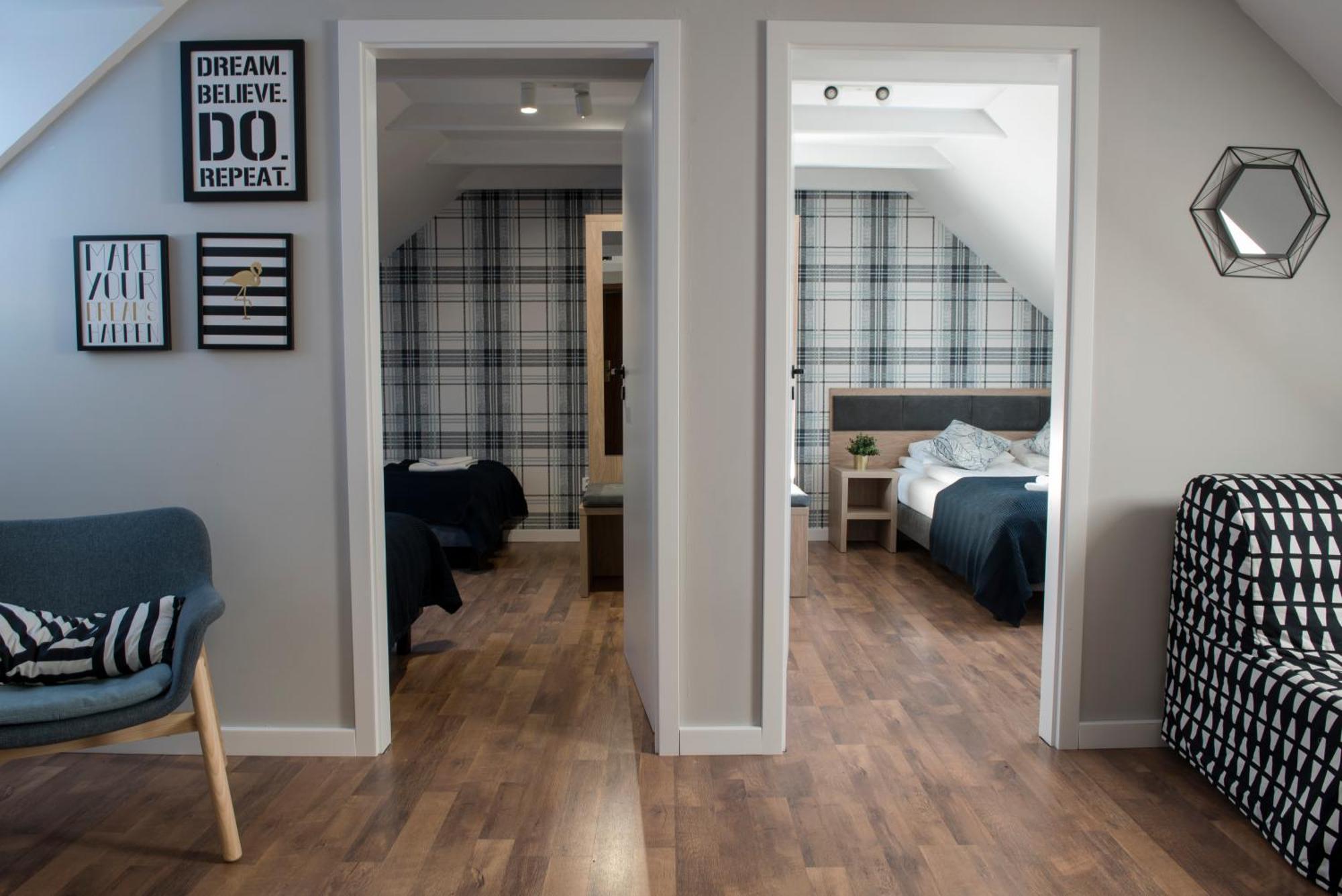 Zlote Gory - Czarna Gora Bed & Breakfast Sienna  Dış mekan fotoğraf