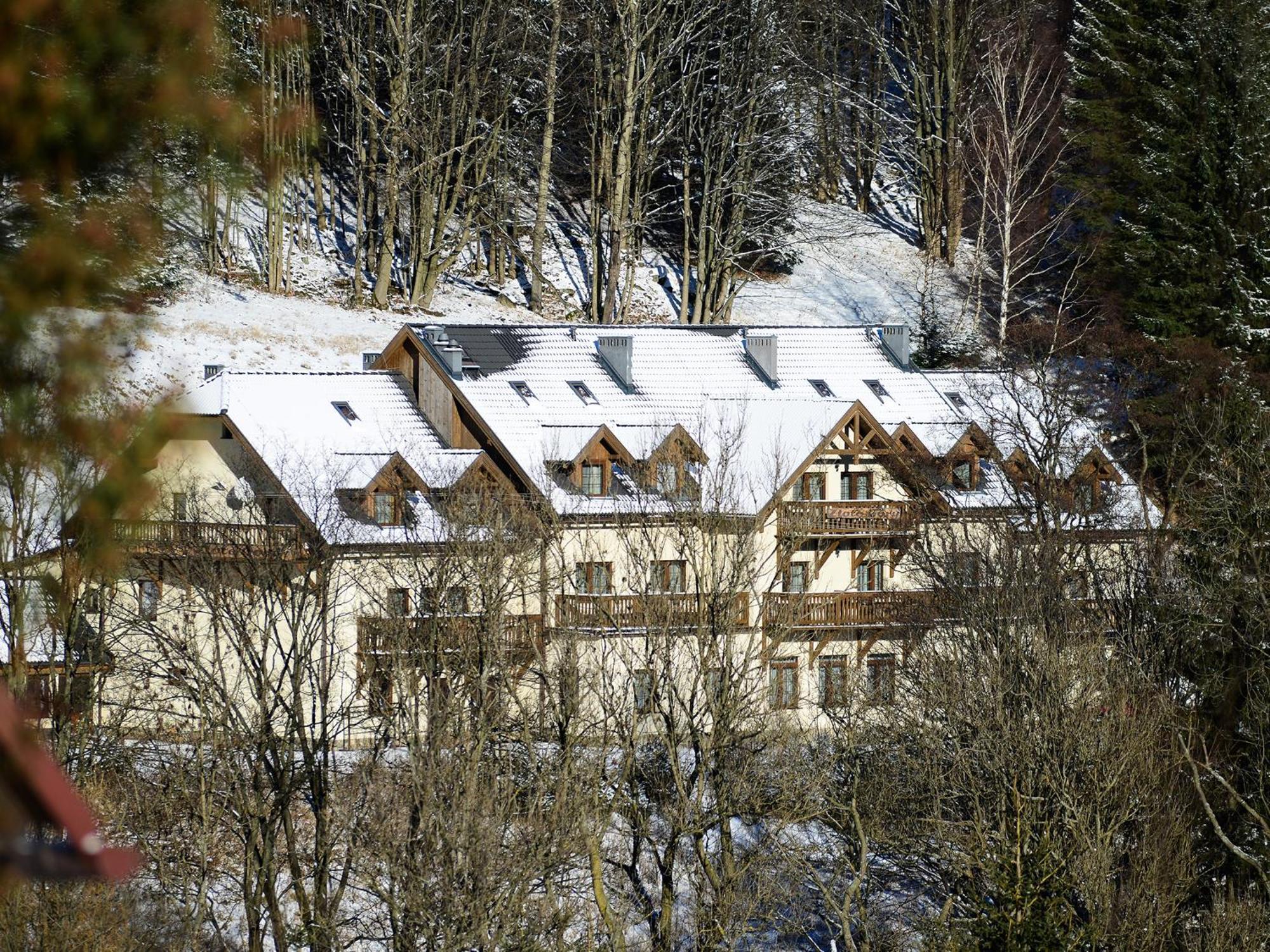 Zlote Gory - Czarna Gora Bed & Breakfast Sienna  Dış mekan fotoğraf